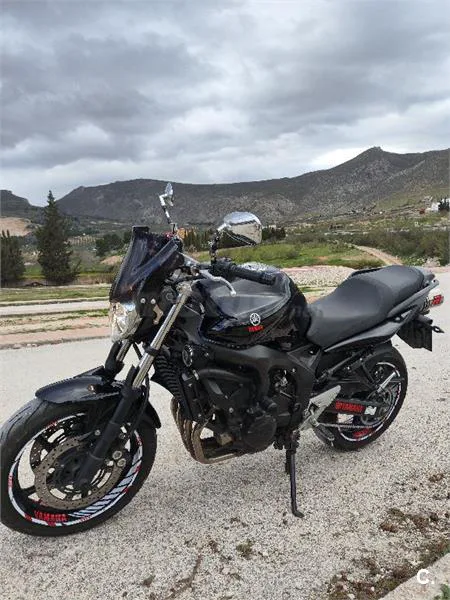Yamaha FZ6 N S2 – Vista 3