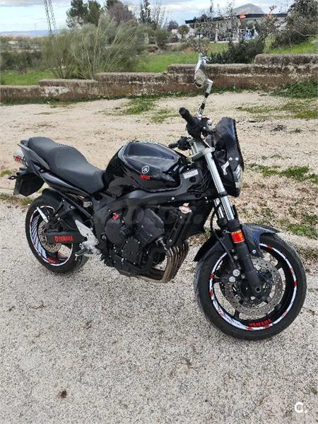 Yamaha FZ6 N S2 – Vista 4