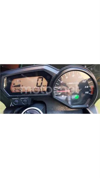 Yamaha FZ6 N S2 – Vista 7