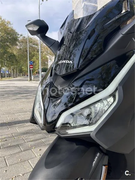 Honda Forza 350 – Vista 4