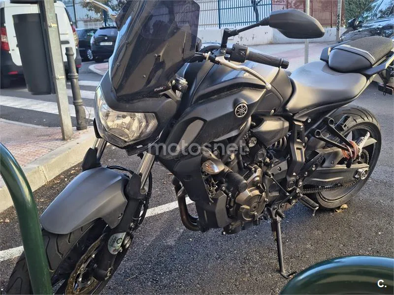 Yamaha MT-07 – Vista 5