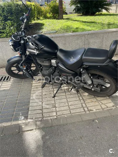 Royal Enfield Meteor 350 – Vista 2