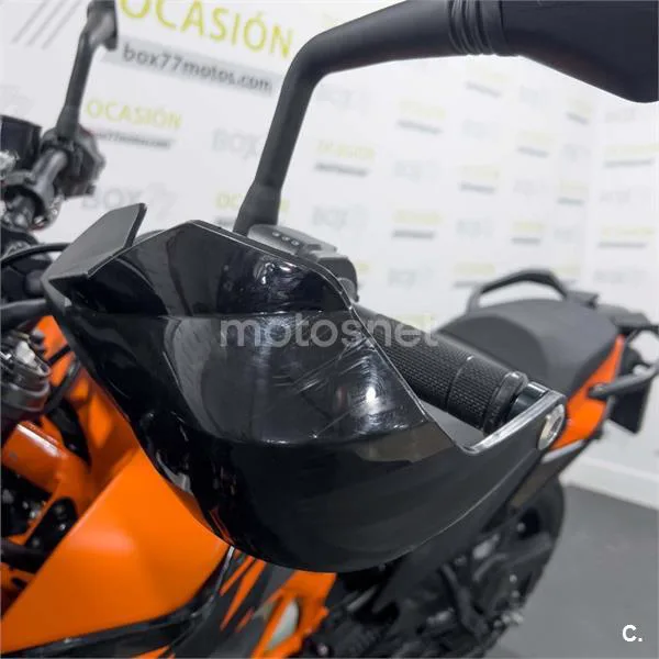 KTM 390 – Vista 25