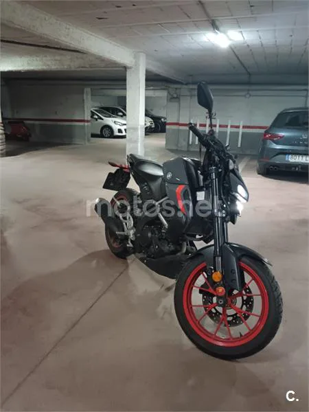 Yamaha MT-125 – Vista 7