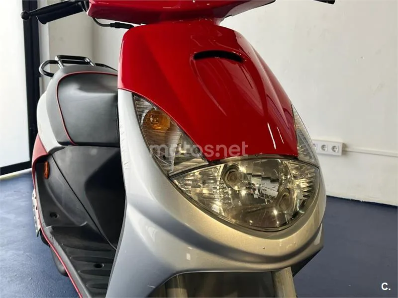 Peugeot VIVACITY 50 SPORT LINEA – Vista 15