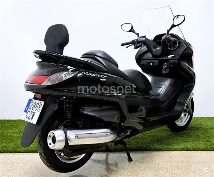 Yamaha Majesty 400 – Vista 8