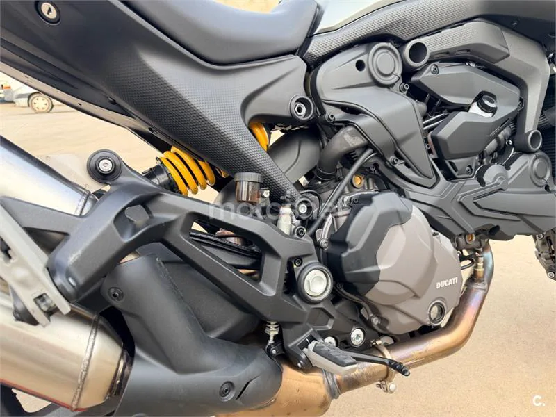 Ducati Monster – Vista 3