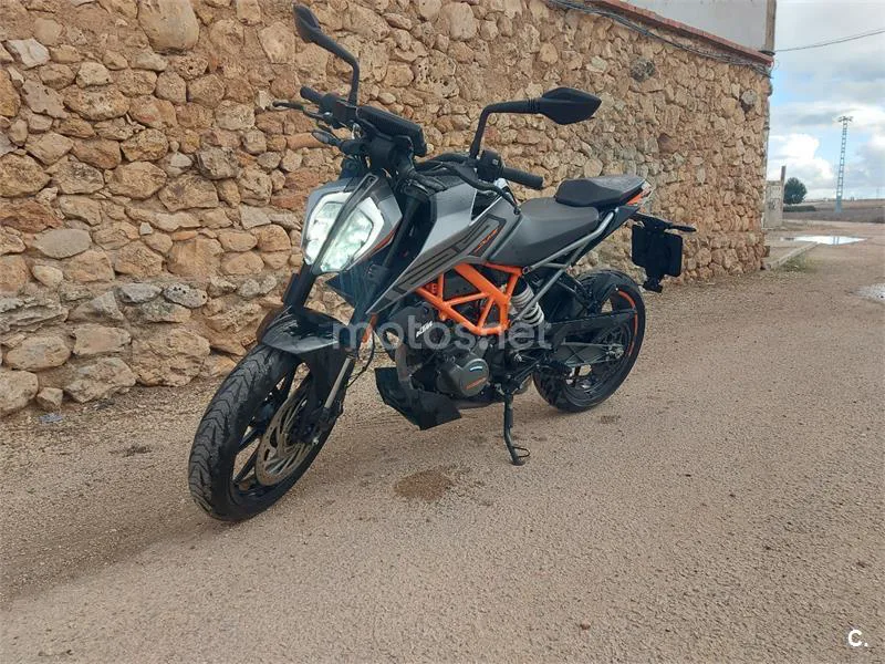 KTM 125 – Vista 4