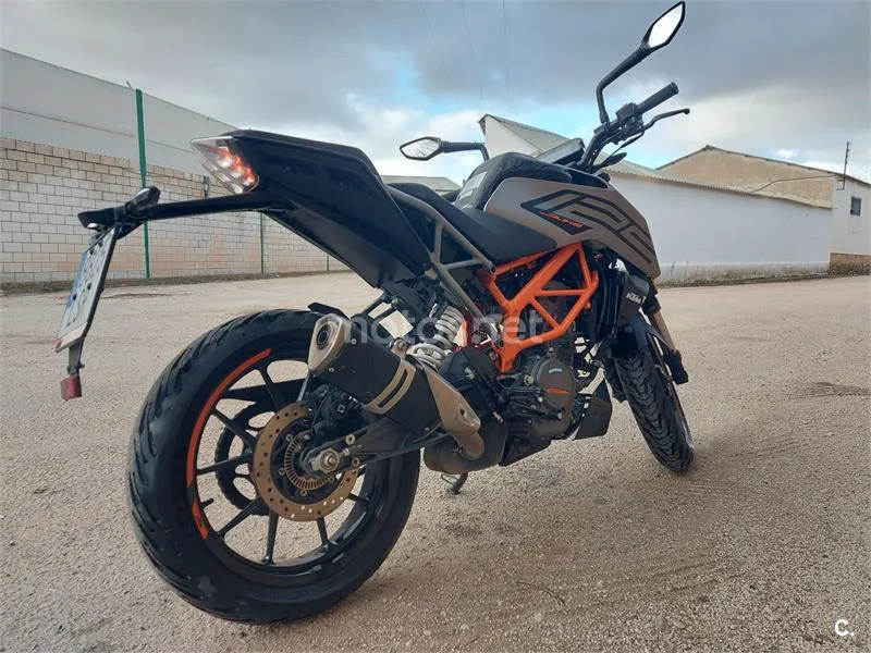 KTM 125 – Vista 5