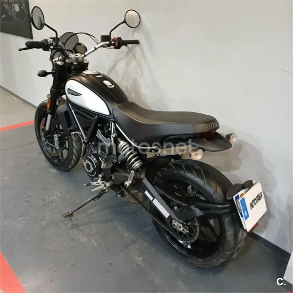 Ducati Scrambler – Vista 16
