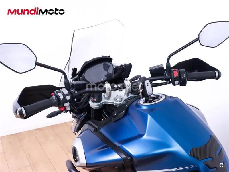 Triumph Tiger Explorer 1200 – Vista 11