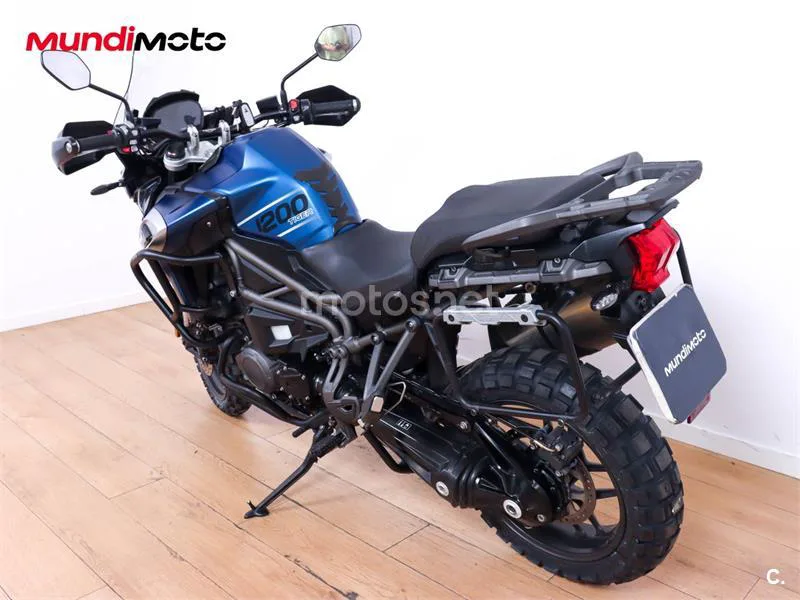 Triumph Tiger Explorer 1200 – Vista 8