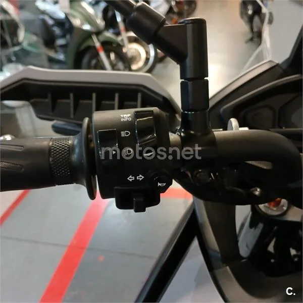 Yamaha Tracer 700 – Vista 10