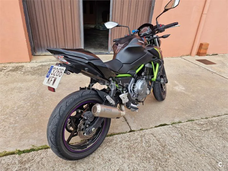 Kawasaki Z650 – Vista 2