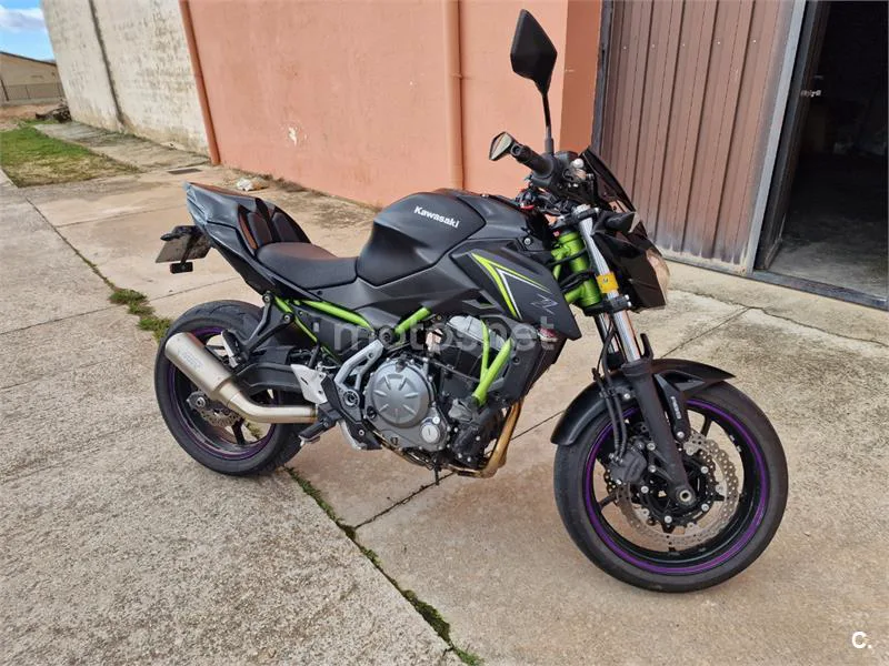 Kawasaki Z650 – Vista 3
