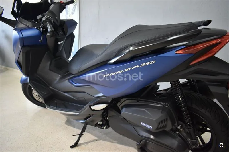 Honda Forza 350 – Vista 3