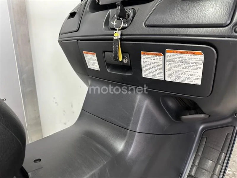 Suzuki Burgman 650 Executive – Vista 12