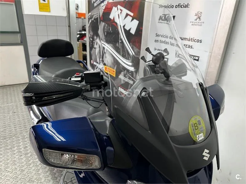 Suzuki Burgman 650 Executive – Vista 20