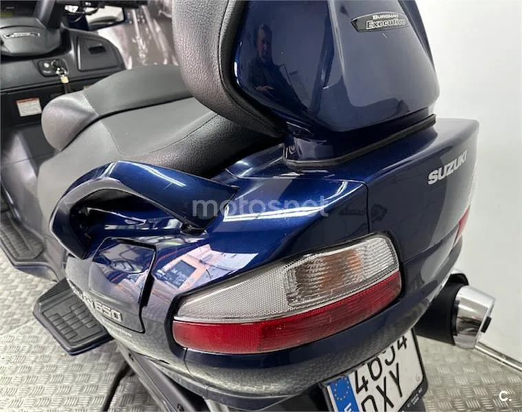 Suzuki Burgman 650 Executive – Vista 35