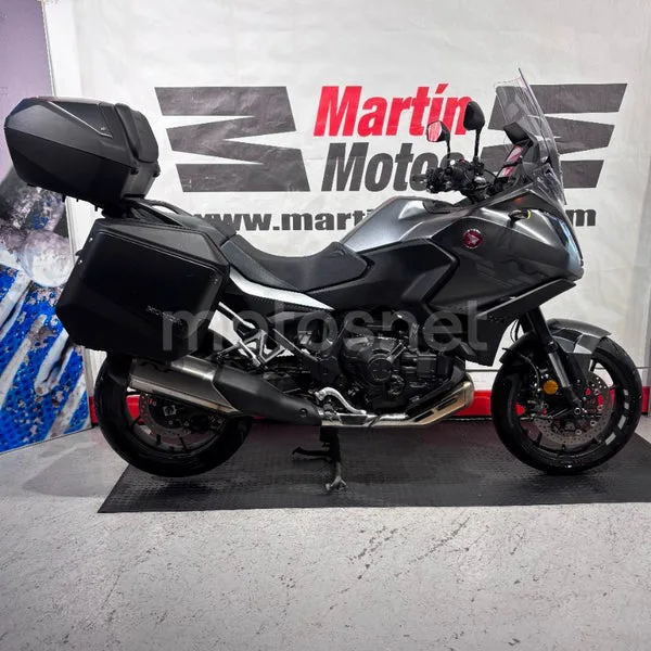 Honda NT1100 11.695 € 2023 Navarra - 2