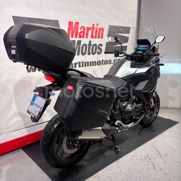 Honda NT1100 - Vista 3