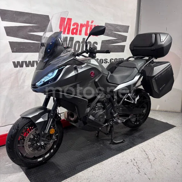 Honda NT1100 - Vista 5