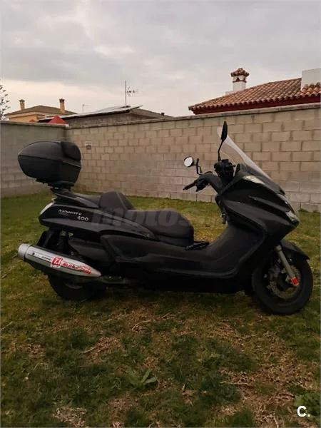 Yamaha YP Majesty 400 – Vista 3