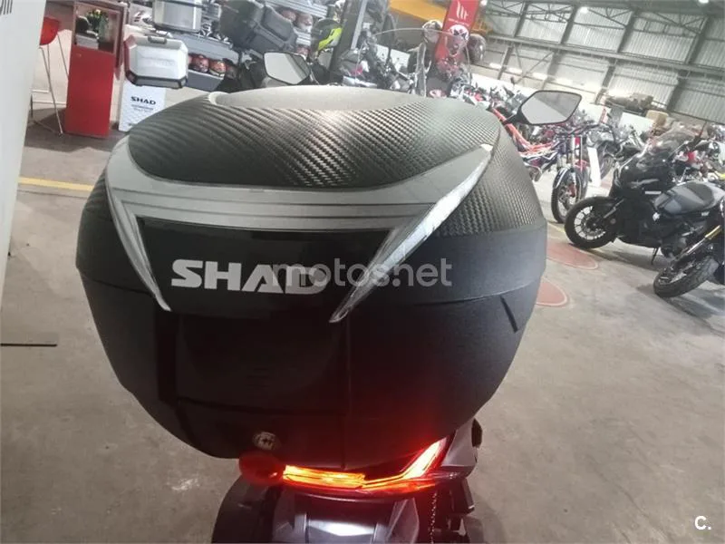 Honda PCX 125 – Vista 4