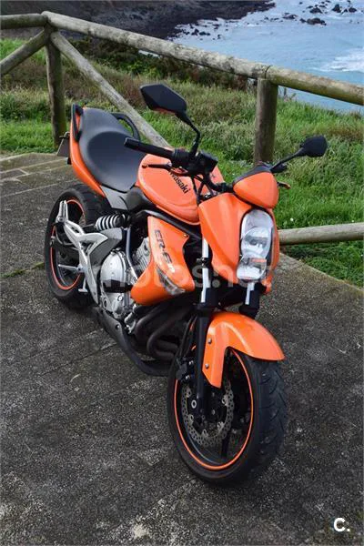 Kawasaki ER-6N – Vista 2
