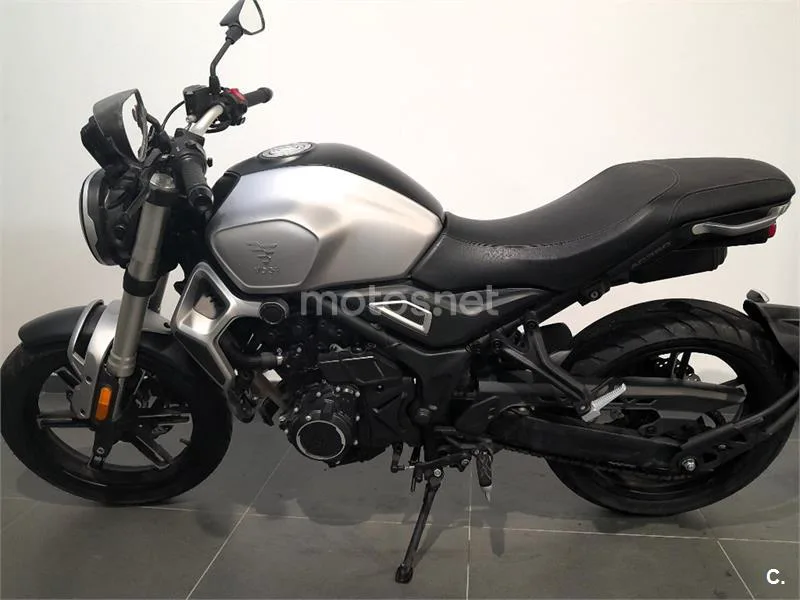 Voge 350 AC 3200 € 2023 Girona - 2