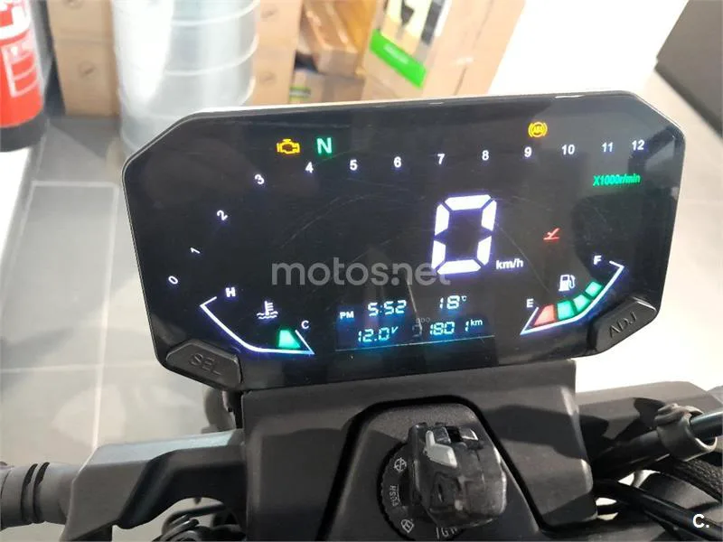 Voge 350 AC – Vista 6
