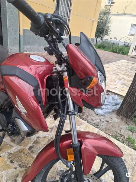 Honda CB 125 – Vista 2