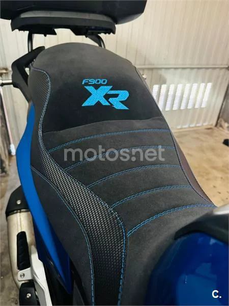 BMW F 900 XR – Vista 3