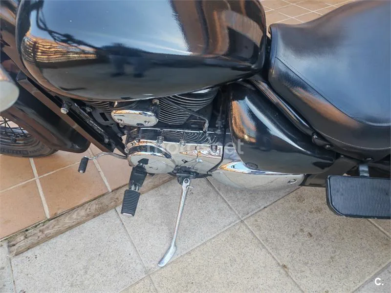 Suzuki VL 800 Intruder Volusia – Vista 5