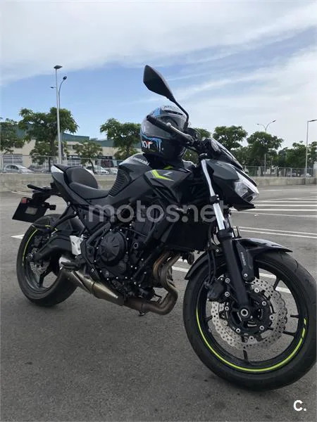 Kawasaki Z 650 – Vista 2