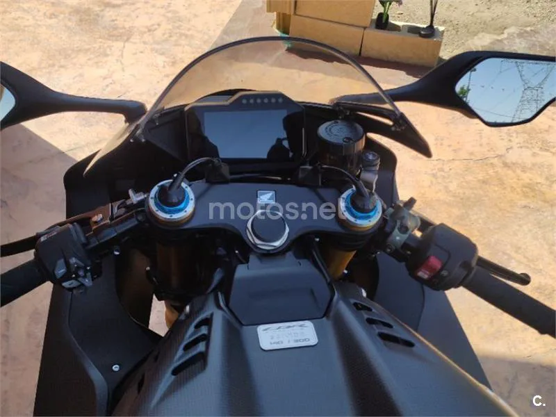 Honda CBR1000RR-R Fireblade - Vista 18