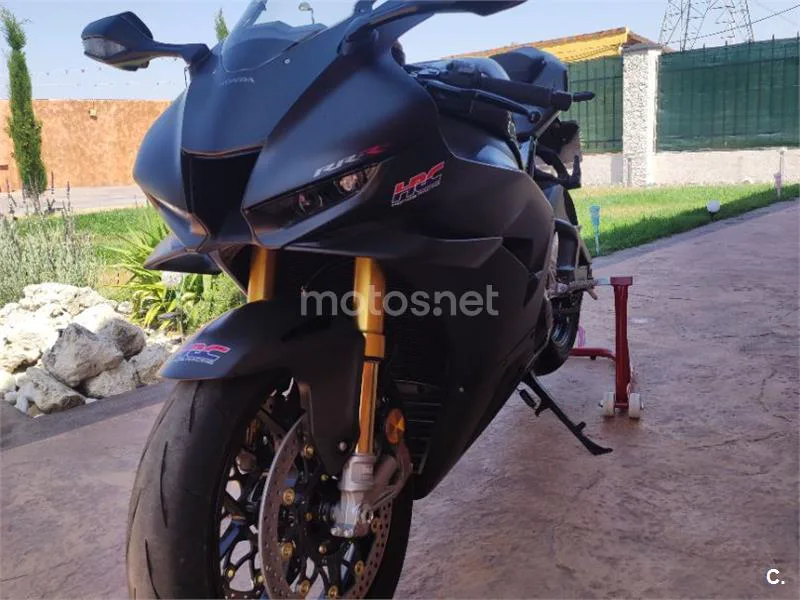 Honda CBR1000RR-R Fireblade - Vista 19