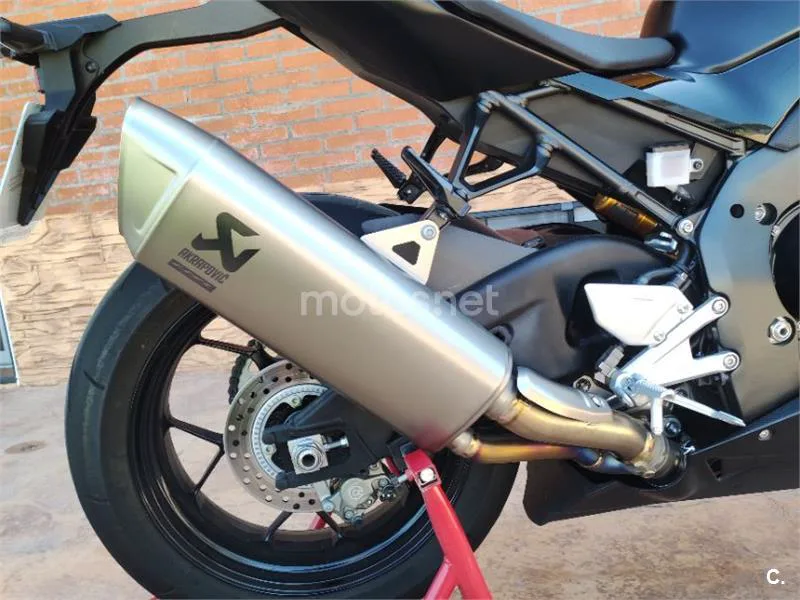 Honda CBR1000RR-R Fireblade - Vista 21
