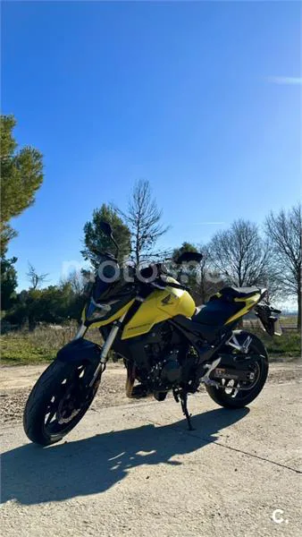 Honda CB 750 – Vista 4