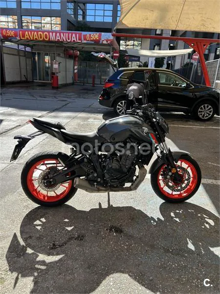 Yamaha MT-07 – Vista 6