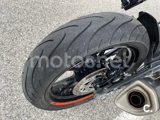 KTM 125 – Vista 8