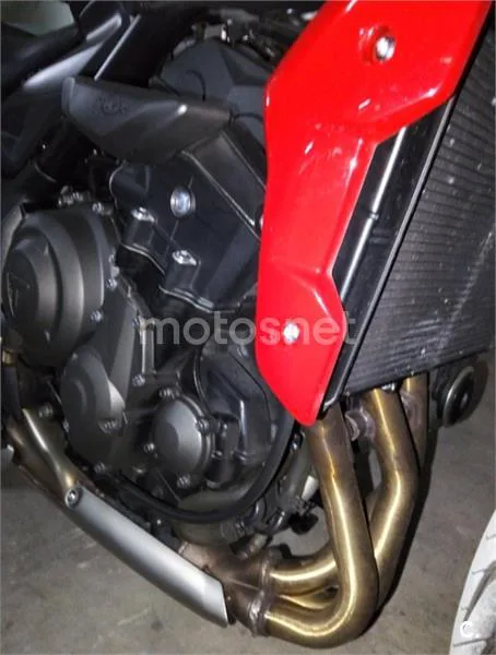 Triumph Trident 660 – Vista 11