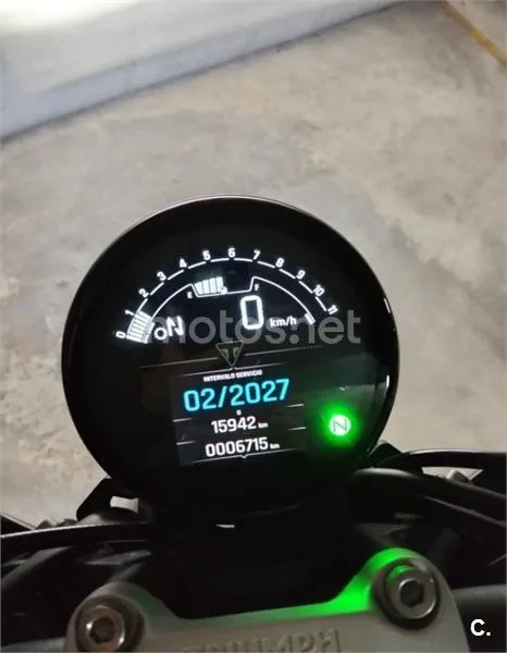 Triumph Trident 660 – Vista 12