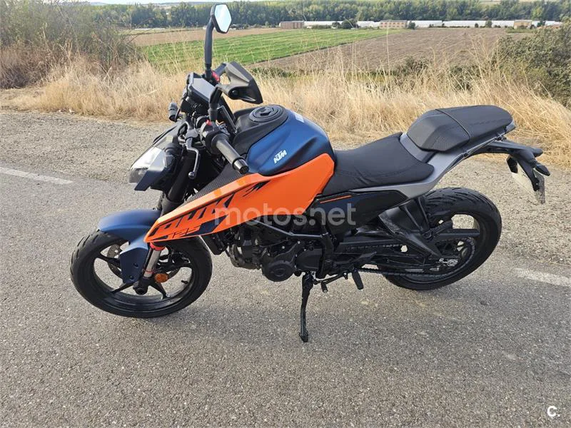 KTM 125 – Vista 6