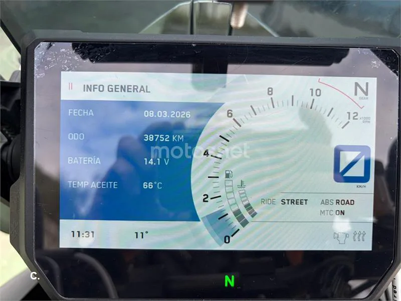 KTM 1290 Super Adventure – Vista 3