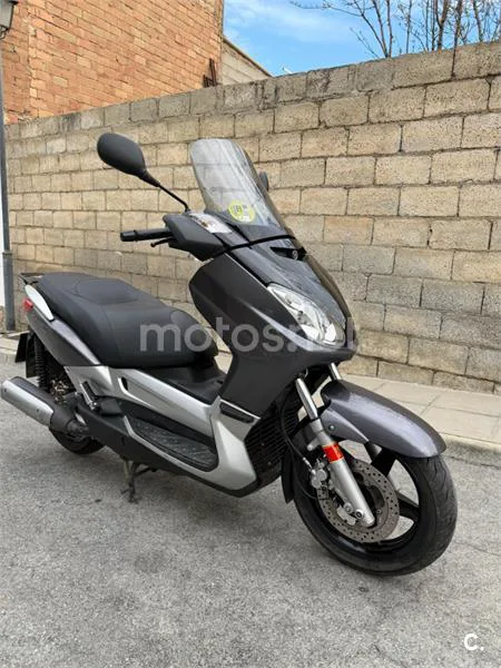 Yamaha XMAX 250 – Vista 2