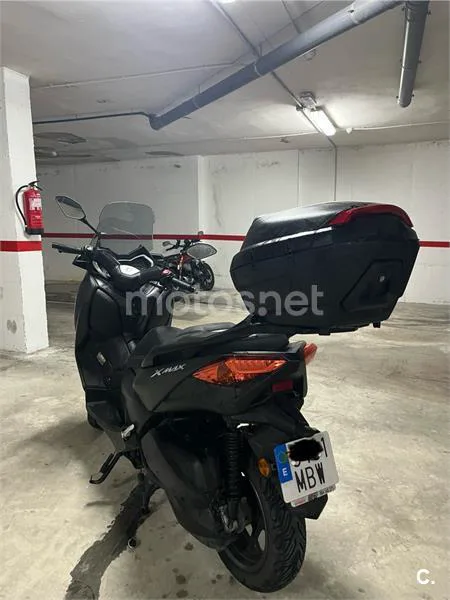 Yamaha XMAX 300 – Vista 4