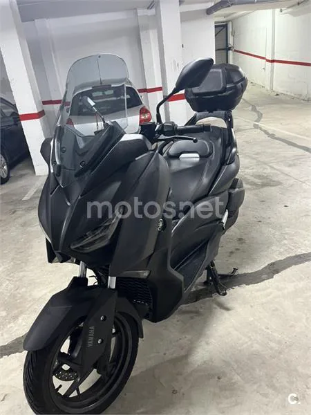 Yamaha XMAX 300 – Vista 7