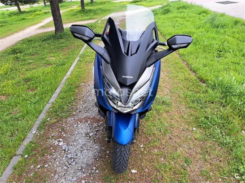 Honda Forza 350 – Vista 4