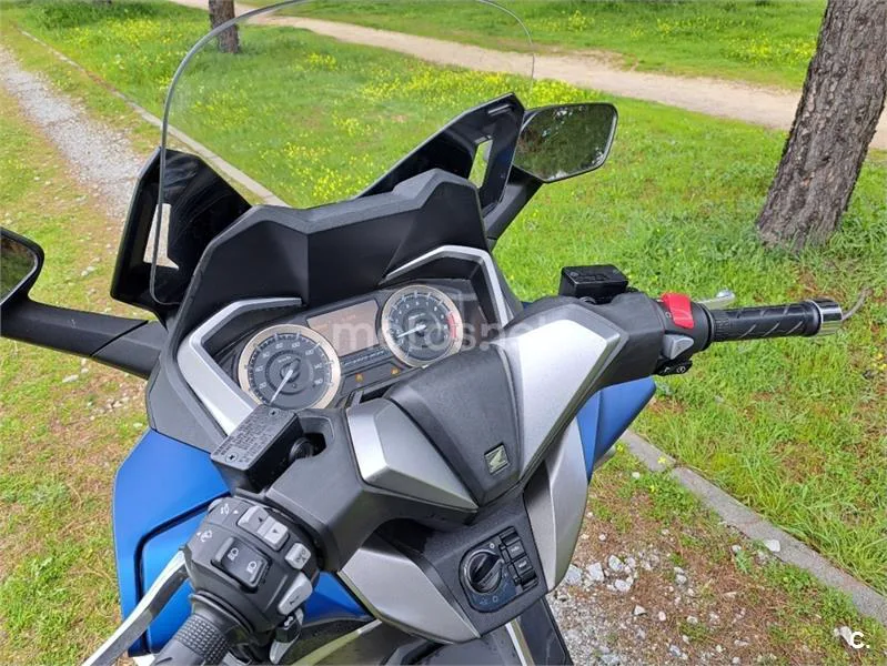 Honda Forza 350 – Vista 5